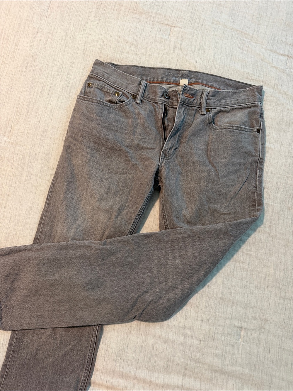 Banana Republic Slim Straight Jeans in Faded Gray